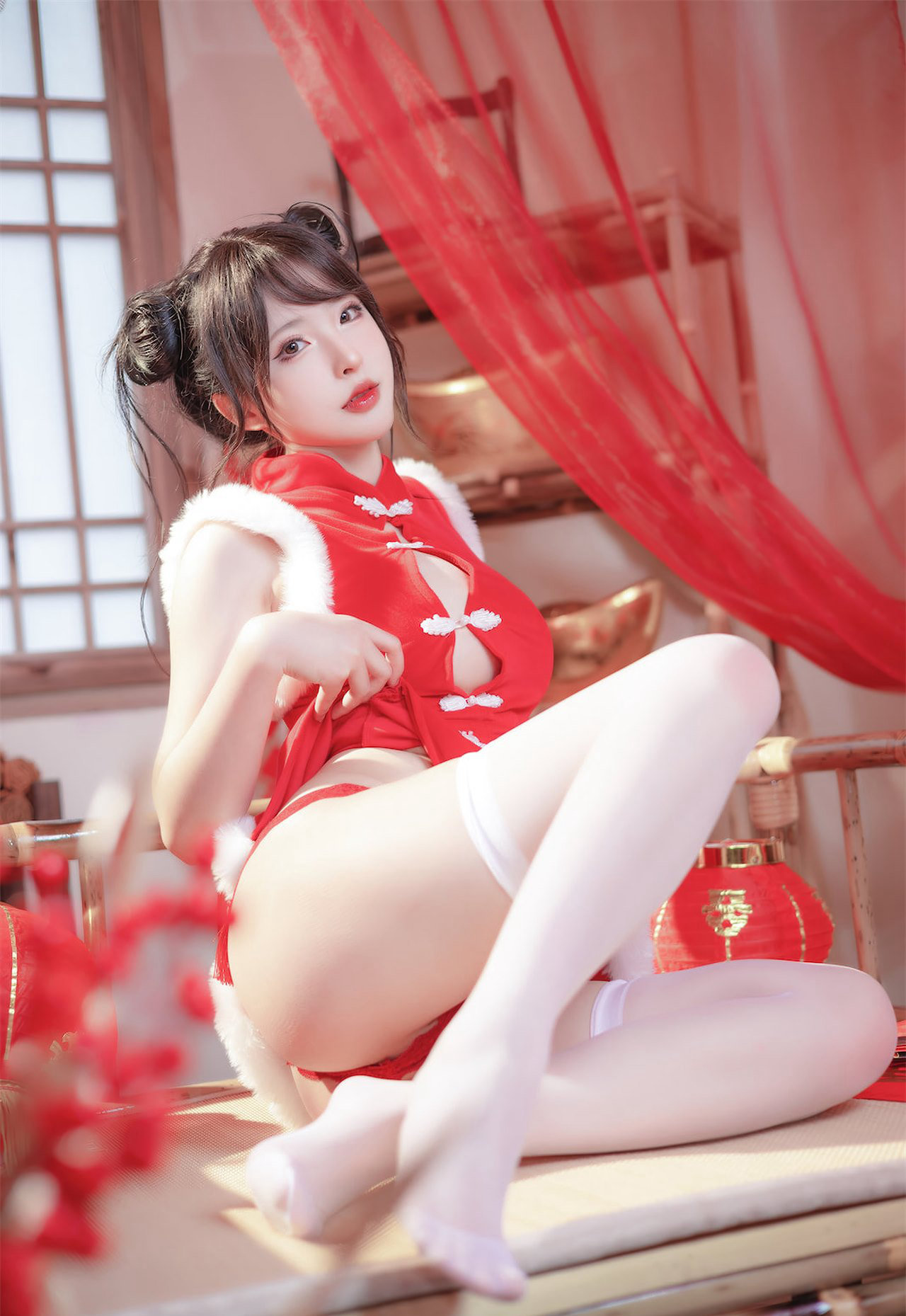 桜桃喵2032最新白丝丰满美臀丁字裤诱惑大胸cosplay(10)