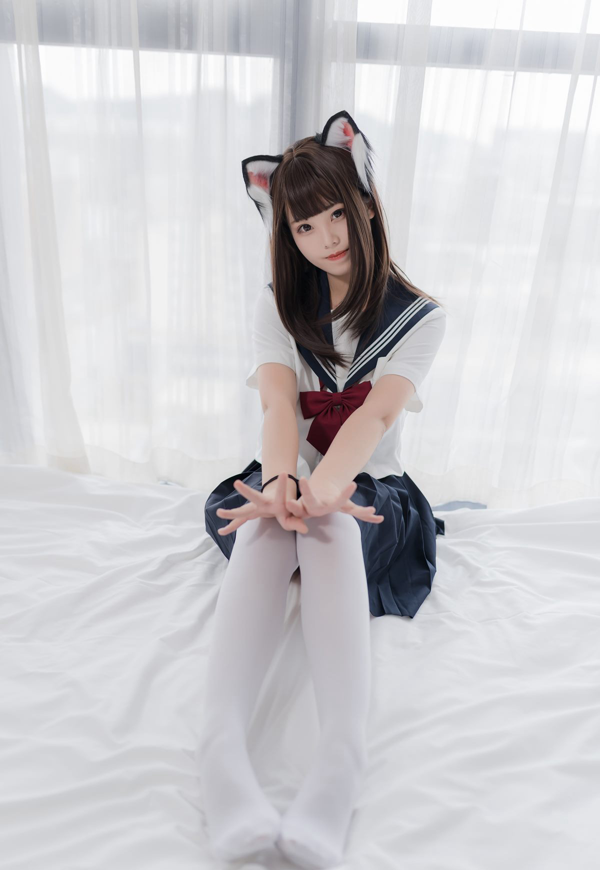 蜜汁猫裘COSPLAY极品白丝学生装性感超短裙美腿写真(6)