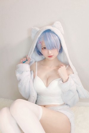 桜桃喵可爱白丝袜写真集cosplay大尺度高清落体美女