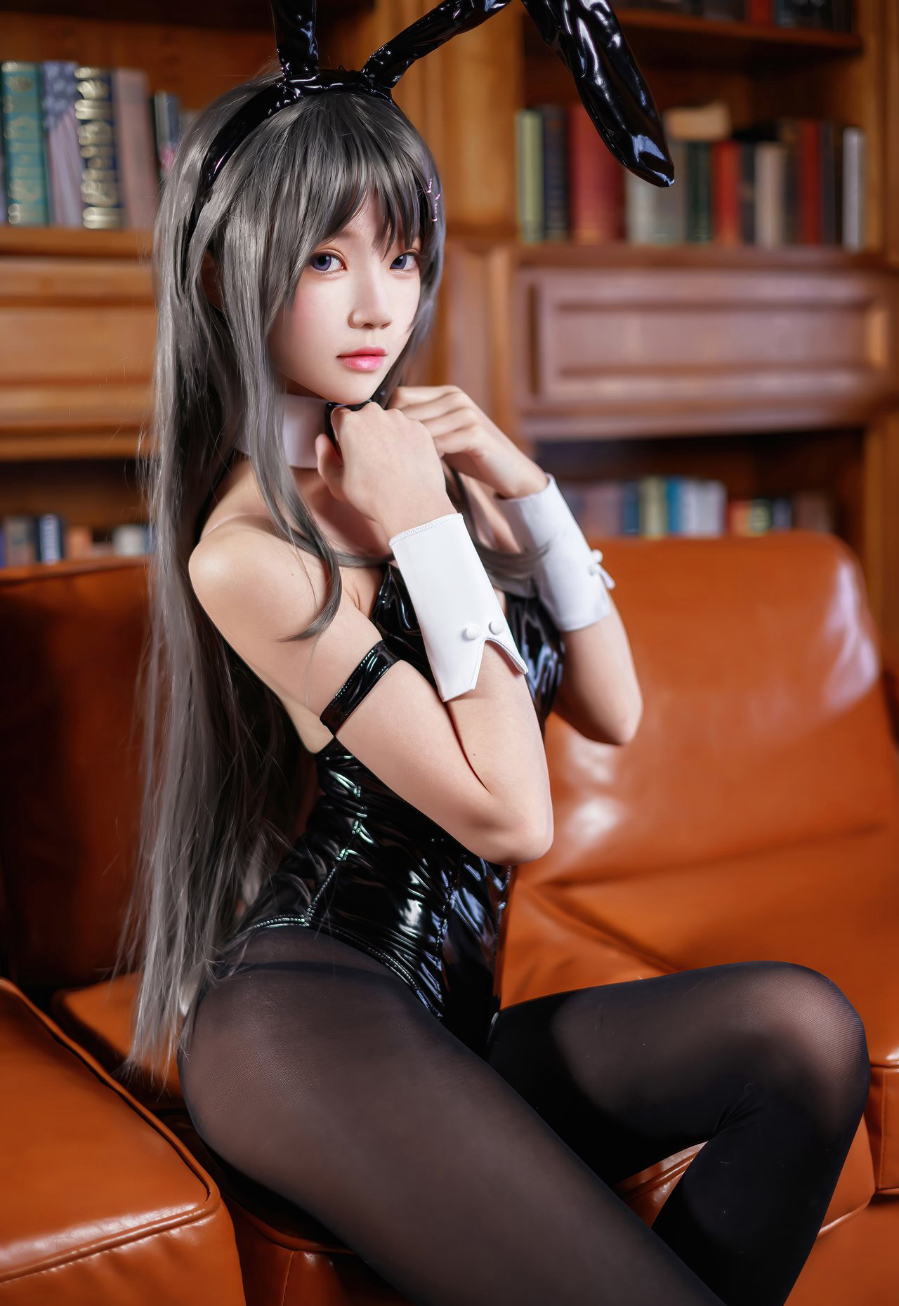 cosplay美女桜桃喵性感黑丝无内极品私房玉足写真(1)