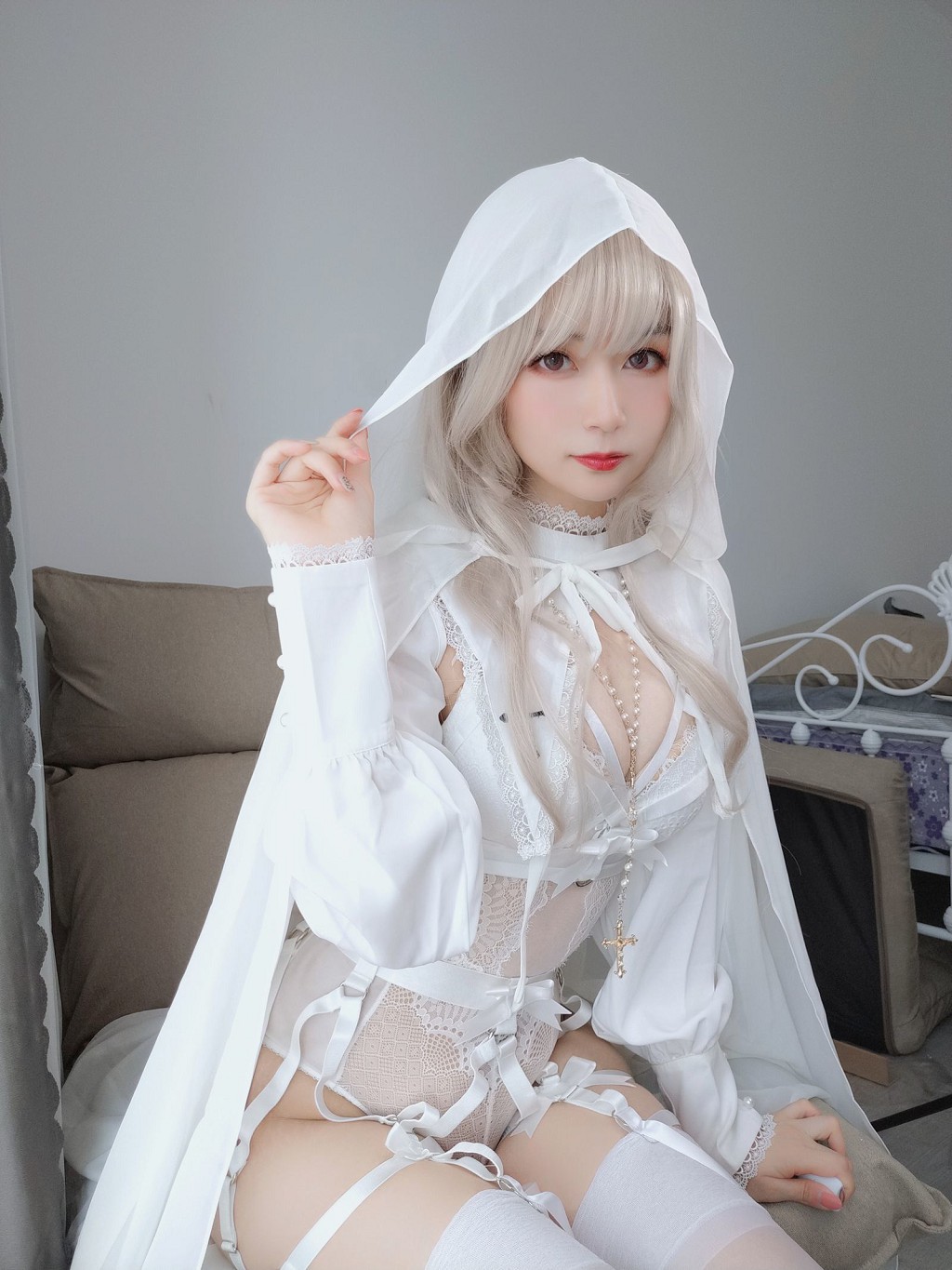 COSER白银81《纯白圣女》 [Cosplay少女] 写真集[56P](5)