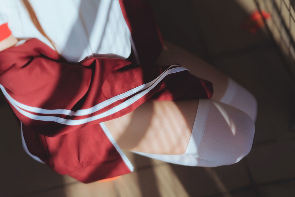 桜桃喵《红色体操服》 [Cosplay美女] 写真集[44P](29)