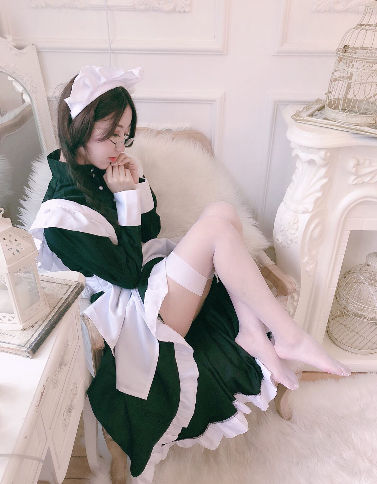 cos美女黑川大尺度白丝袜眼镜高清美腿写真cosplay(3)