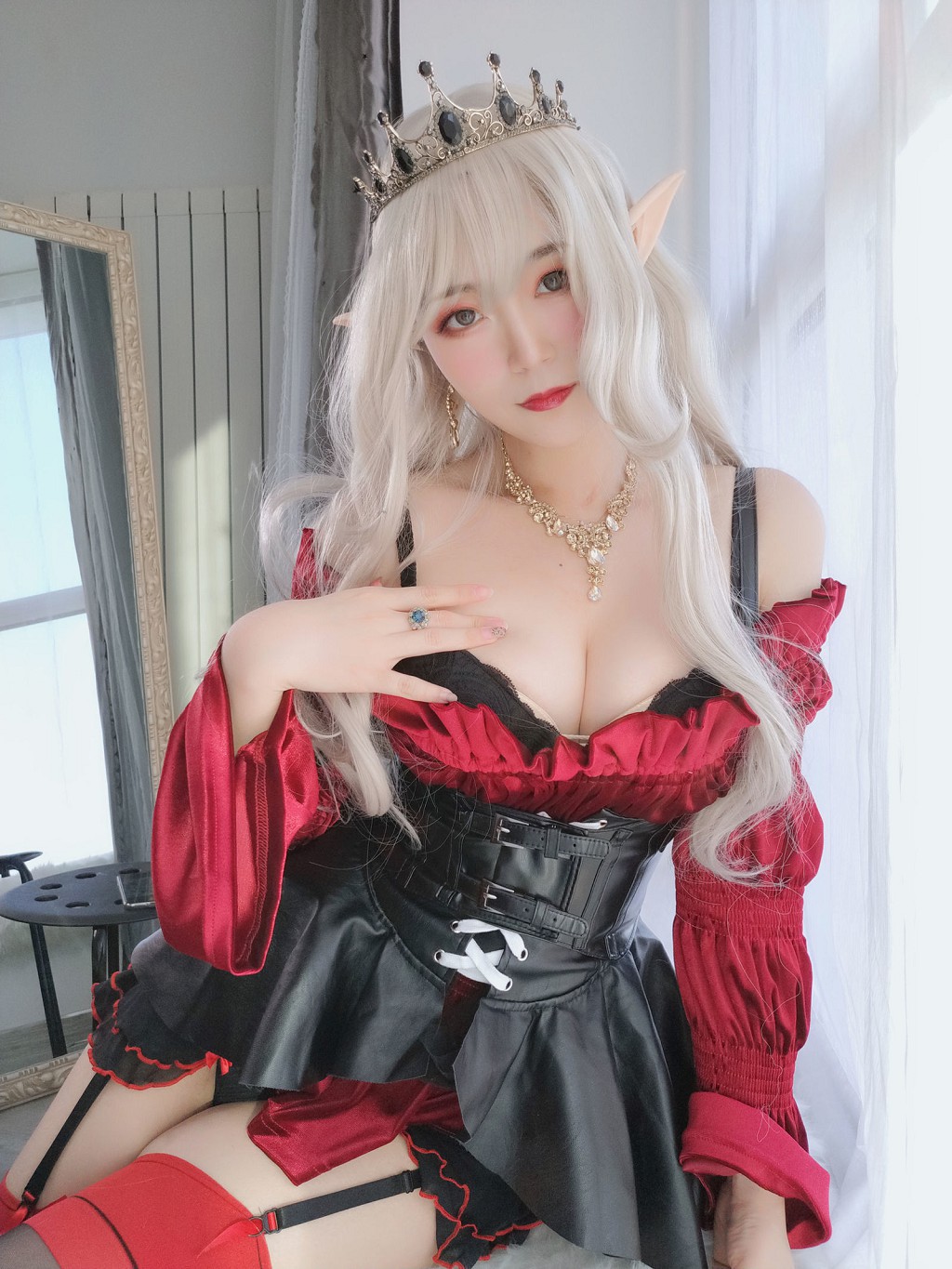 COSER白银81《皇家吸血鬼》 [Cosplay少女] 写真集[50P](19)