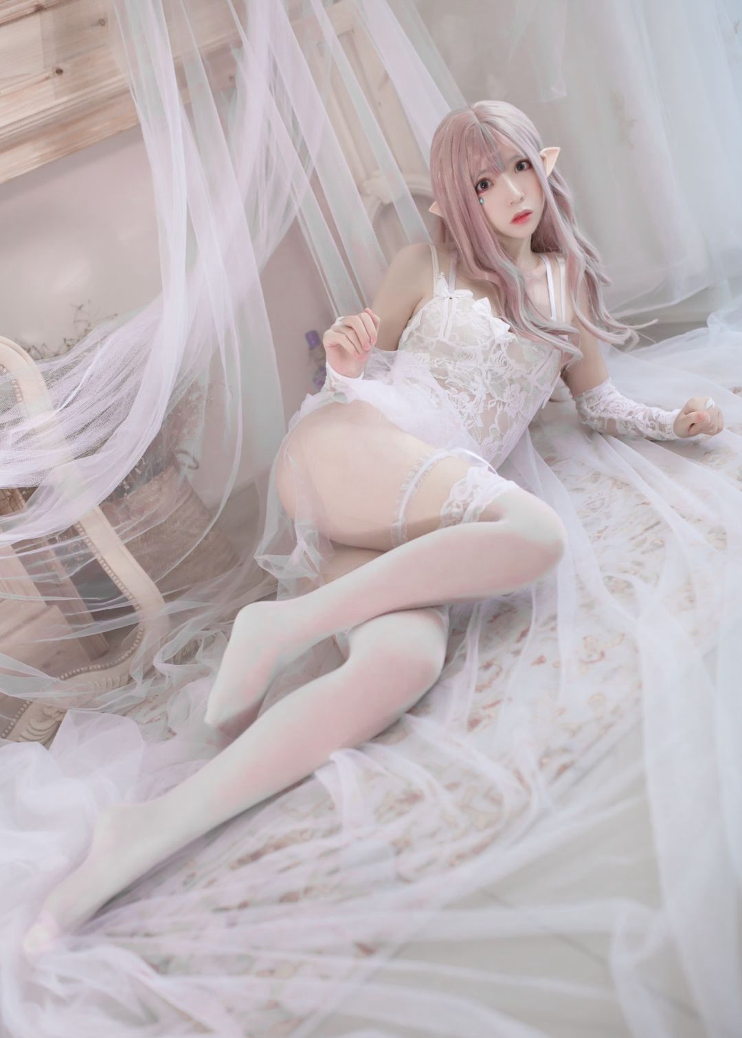 森萝财团白丝cosplay大尺度福利写真(7)