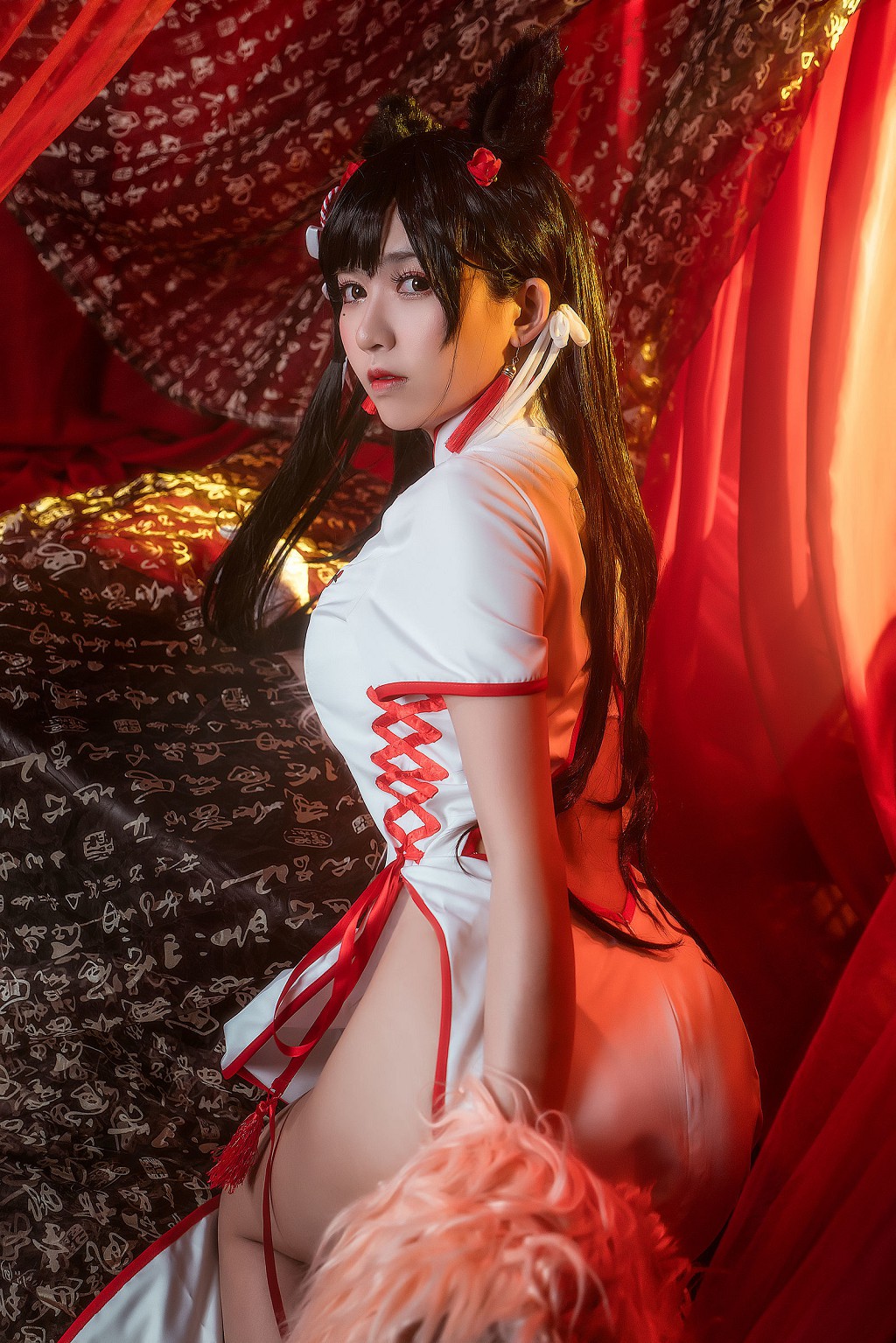 鳗鱼霏儿《碧蓝航线+旗袍+红发魔女》 [Cosplay美女] 写真集[34P](4)