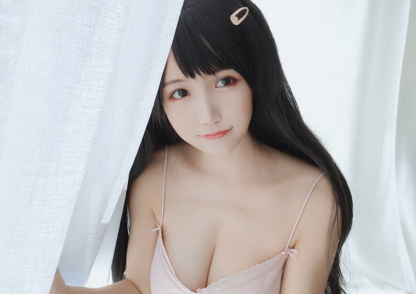 小仓千代大尺度cosplay超污大胸美女动态图片(5)