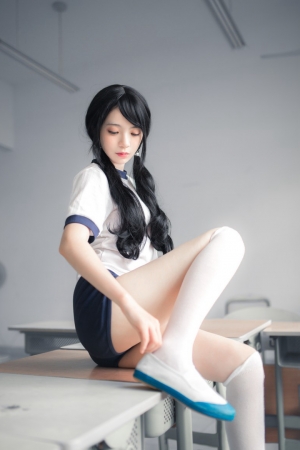 疯猫cosplay性感白丝美腿JK诱惑写真套图